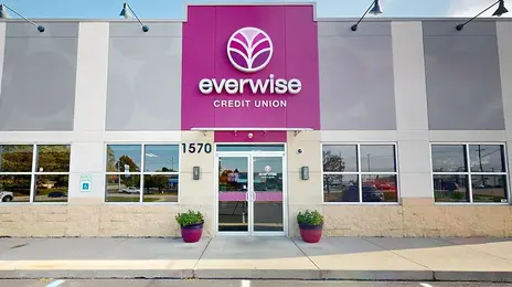 Exterior of Everwise Credit Union's branch in Crawfordsville, Indiana
