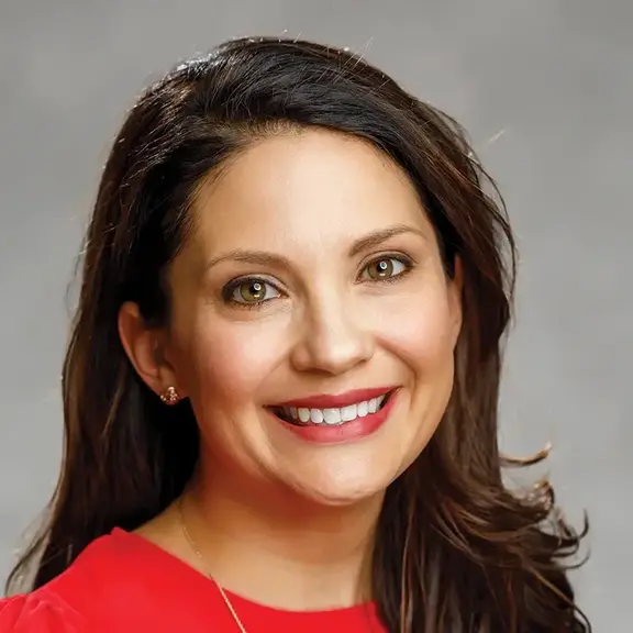 Jackie Morales headshot