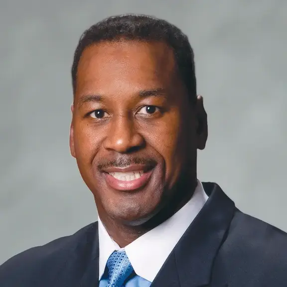 Derrick Toran Headshot