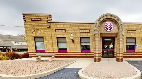 Exterior image of Everwise Credit Union's branh in Three Oaks, Michigan