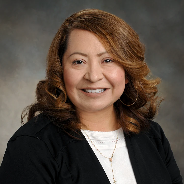 Headshot of Everwise Mortgage Loan Originator Lucy Sanchez