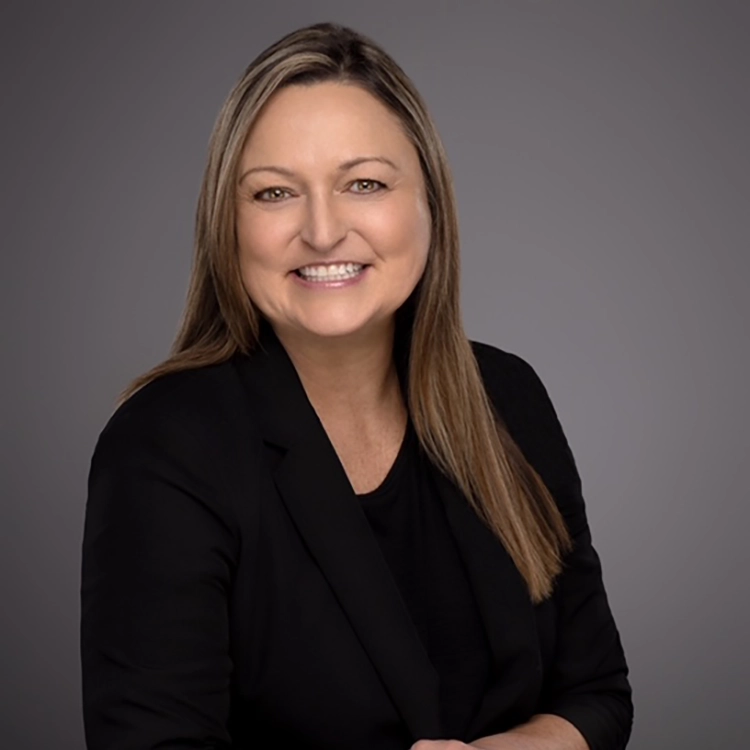 Headshot of Everwise Mortgage Loan Originator Lana Ernie