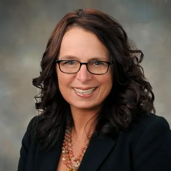 Headshot of Everwise Mortgage Loan Originator Carla McFarland