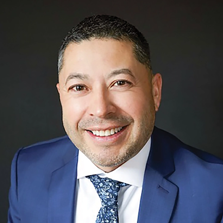 Headshot of Everwise Mortgage Loan Originator Luis Aparicio