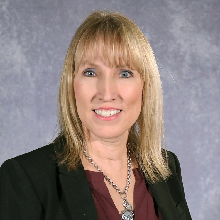 Headshot of Everwise Mortgage Loan Originator Teresa Dahlgren